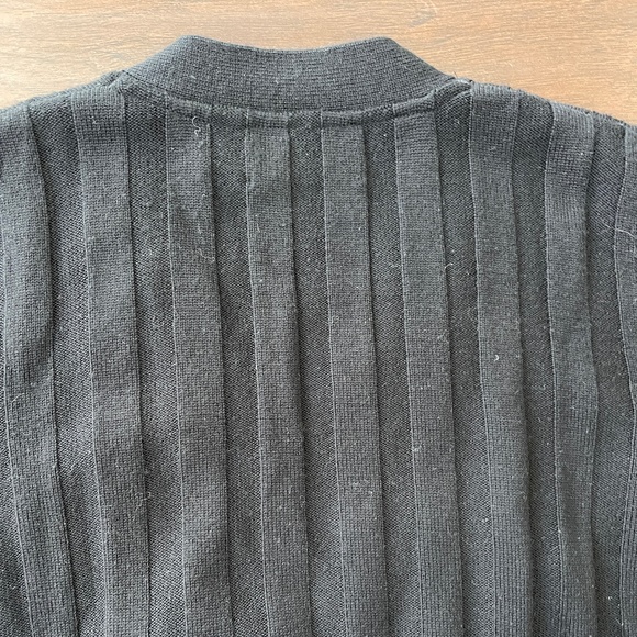 Jacob Miller Men's Black 100% Xtrafine Merino Wool Button Sweater Vest Sz Medium - Picture 3 of 10